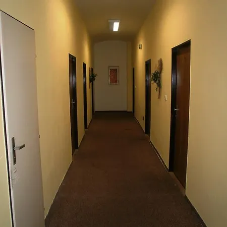 U Sládků 3*