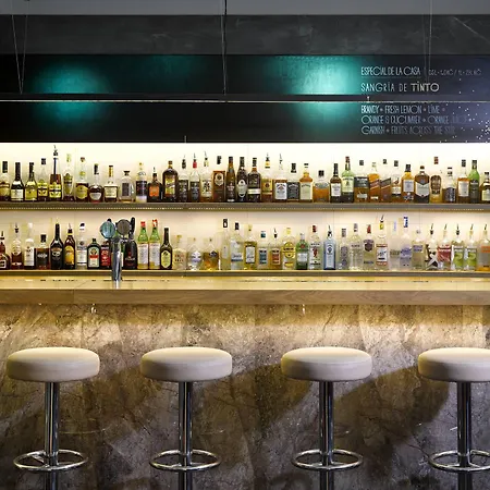 Hotell The Icon & Lounge Prag