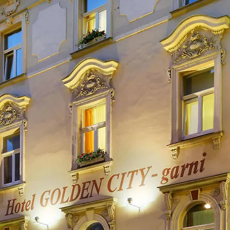 Hotell Golden Garni 3*