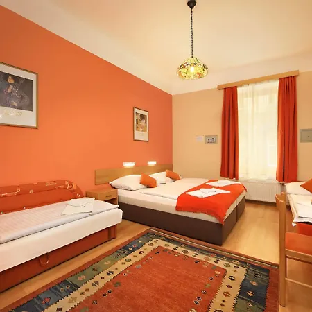 Hotell Golden Garni Prag