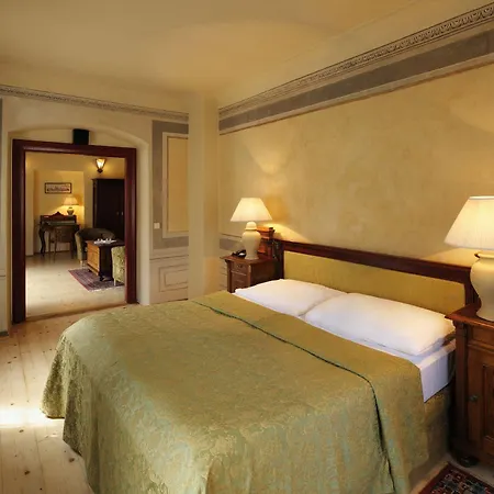 فندق ذا تشارلز 4*
