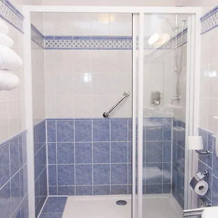 Modra Ruze Aparthotel 4*