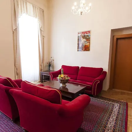 Modra Ruze Aparthotel