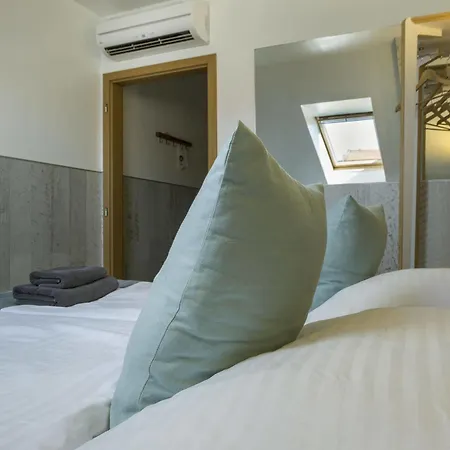 Hotell Royal Court 3*