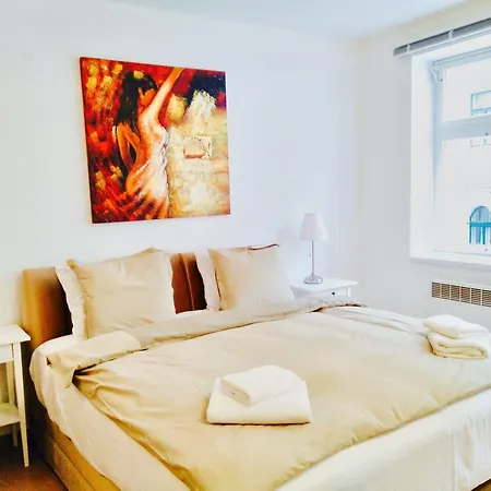 Aparthotel Rohacova 3*
