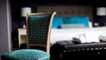 فرايداي 4*