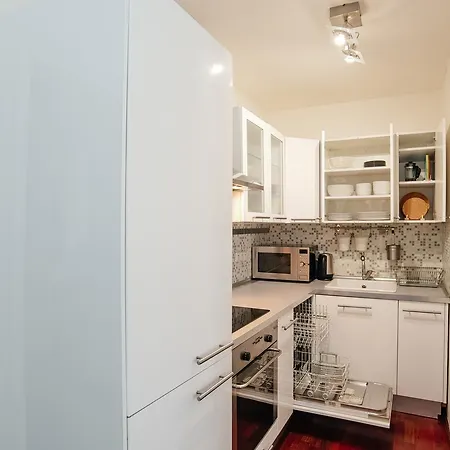 Gesse Kollarova Apartment