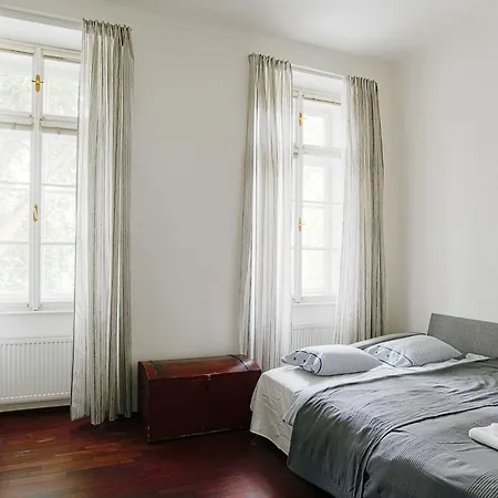 Gesse Kollarova Apartment Prague
