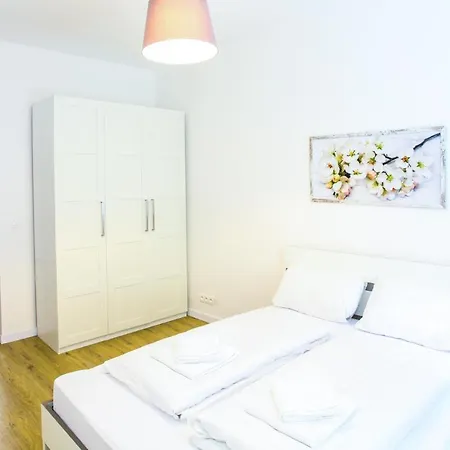 Churchill Aparthotel