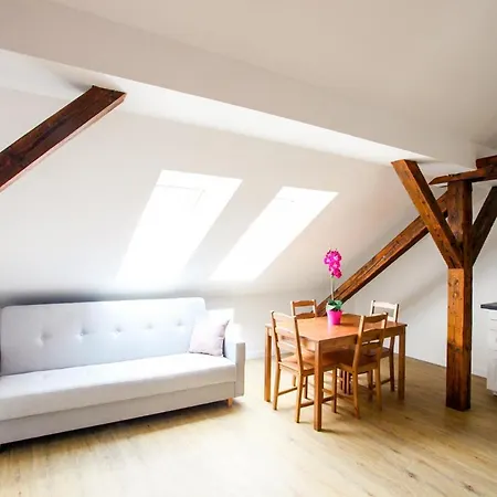 Churchill Aparthotel 4*