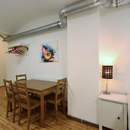 Marabou Hostel *