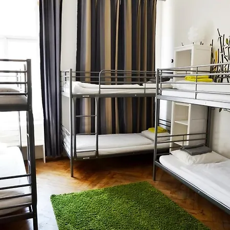 The Republic Garden Hostel Prague