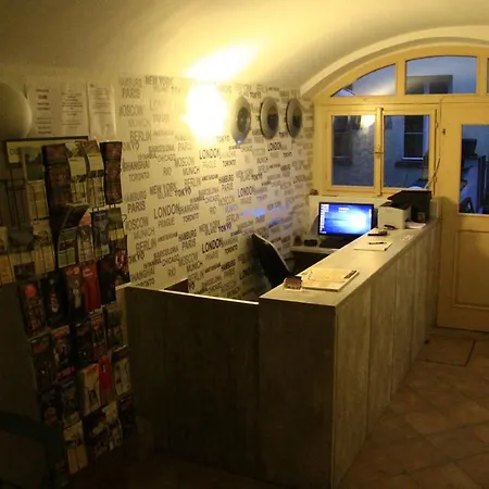 Hostal Atilla Empire Praga