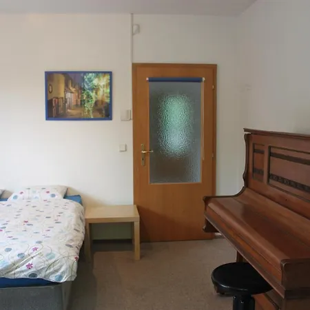 Conifer Idyllicprague Holiday home