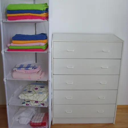 Conifer Idyllicprague Holiday home *
