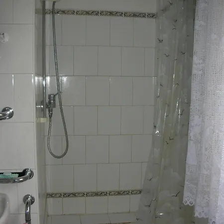 Holiday home Conifer Idyllicprague *