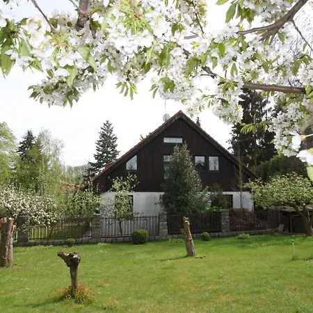 Holiday home Conifer Idyllicprague *