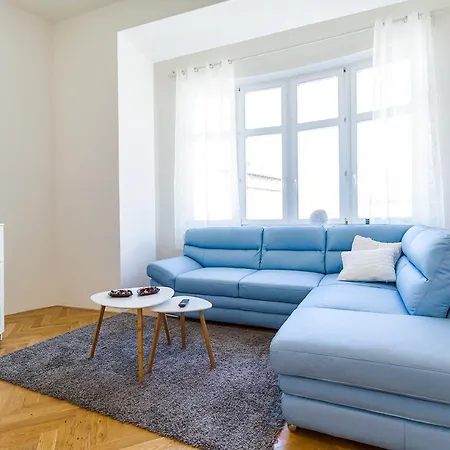 Wenceslas Square Apartahotel 3*