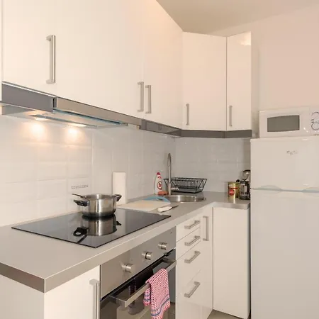 Aparthotel Rohacova Prague