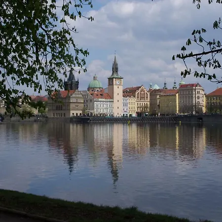 Apartments In Mala Strana - 10 Minutes From Charles Bridge Apartment Prague