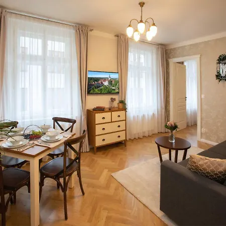 Seno6 * Prague