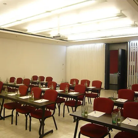 Otel Elephant Design Prag