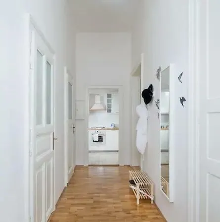 Adela Center Apartment *