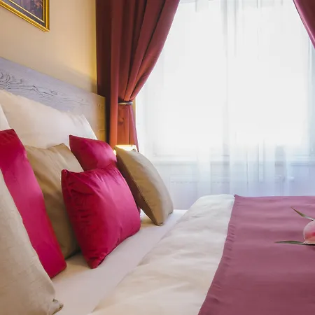 Milada Aparthotel