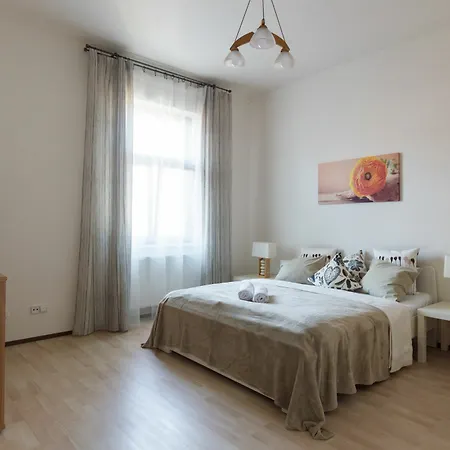 Kubelikova Apartmeet Apartment