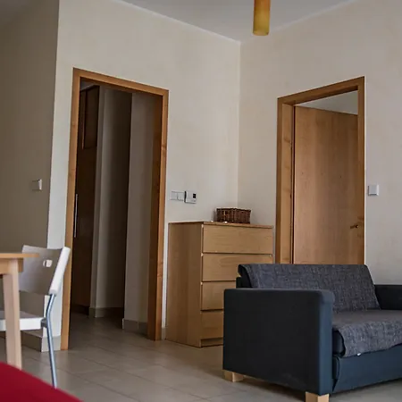Modern And Cozy Close To Center Praga