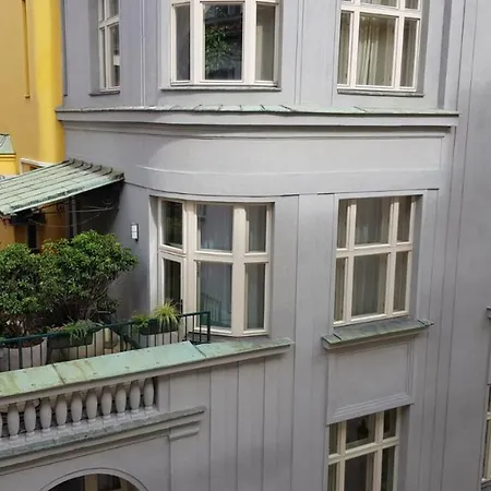 Pragueone Apartment,a/c,terrace Apartment