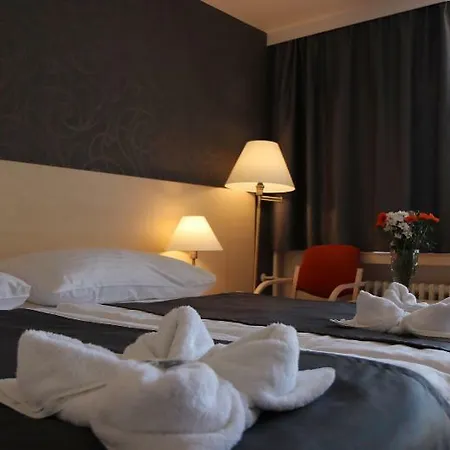 Hotel Krystal 3*