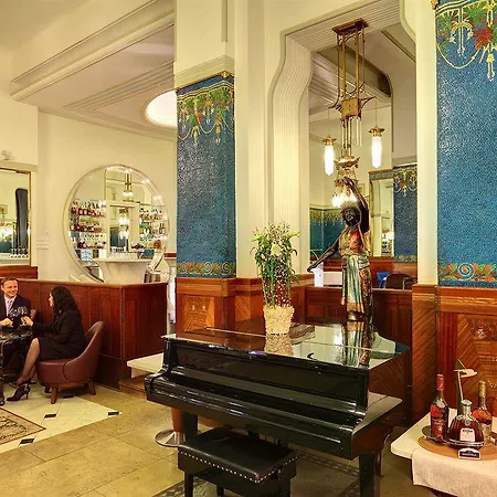 Hotell Paris 5*