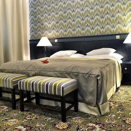 Hotel Savoy 4*