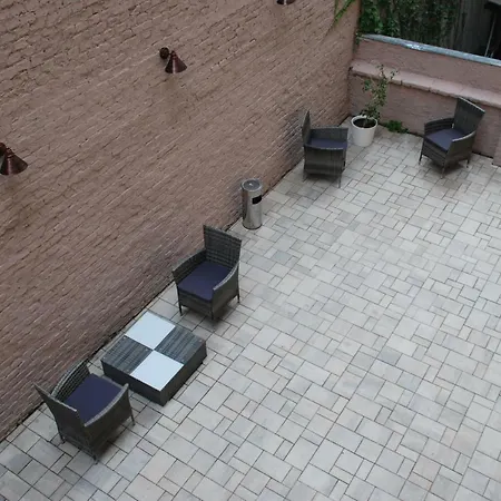 Churchill Aparthotel 4*