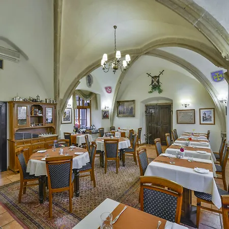 Cerny Slon 4* Prag