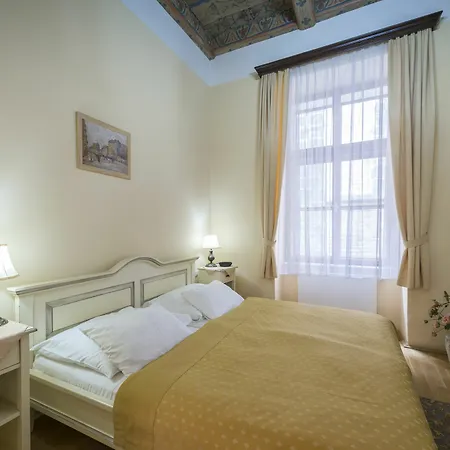 Cerny Slon 4* Prag