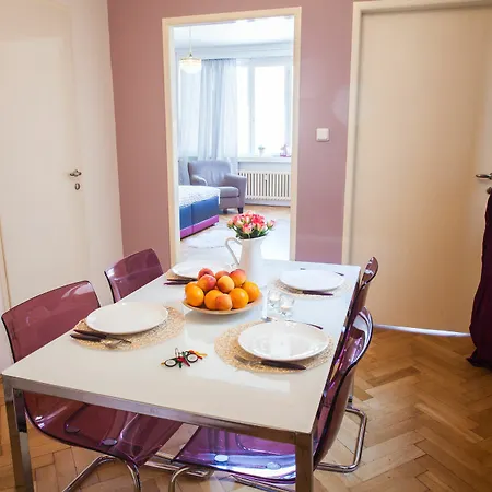 Apartment Lovely In Center