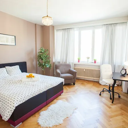 Apartment Lovely In Center