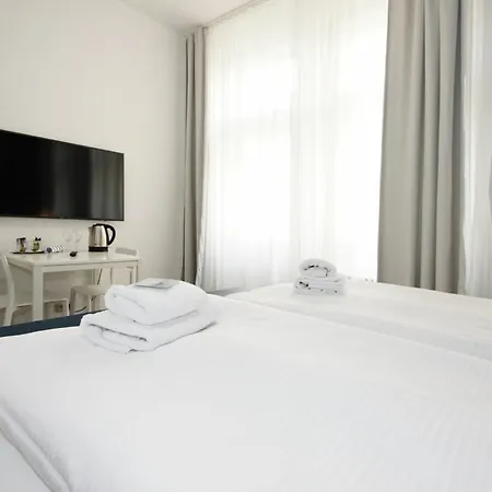 Alveo 4* Prague