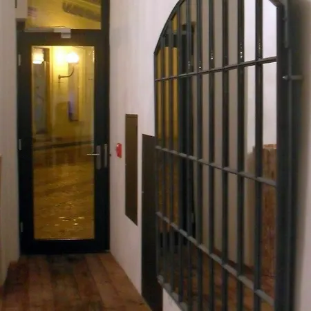 Jungmann 4* Praga