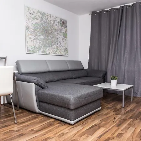 Vakantiehuis Family House With Parking *