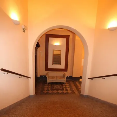 Halkova 5 Apartment Prague
