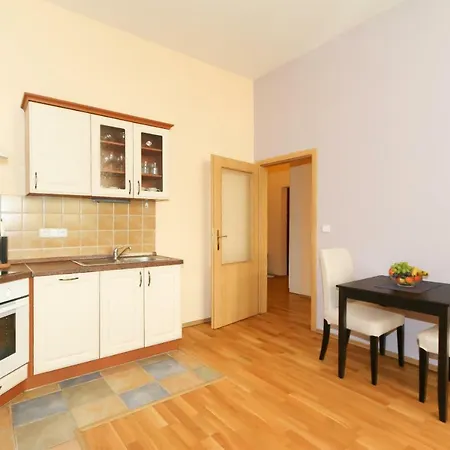 Vinohrady Moravska Apartment Prague