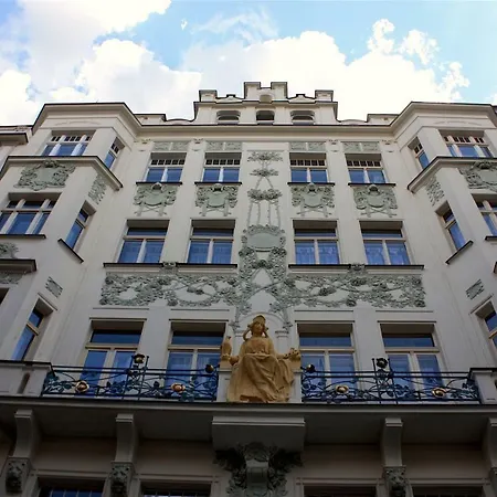 Apartment Spacious Charles Bridge Apt In The Heart Of *