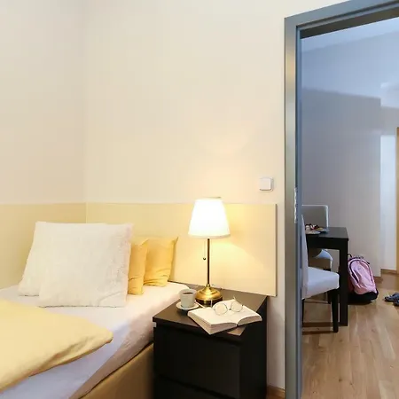 Apartment Vinohrady Moravska Prague