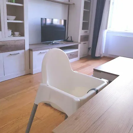 Trojicka Luxury * Prague
