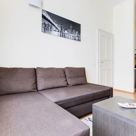 Halkova 5 Apartment Prague