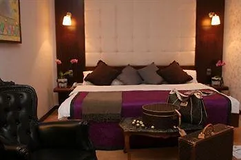 Floor Hotel 4*
