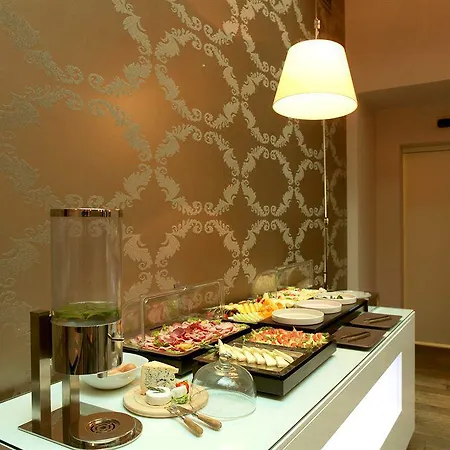 Floor Hotel 4*
